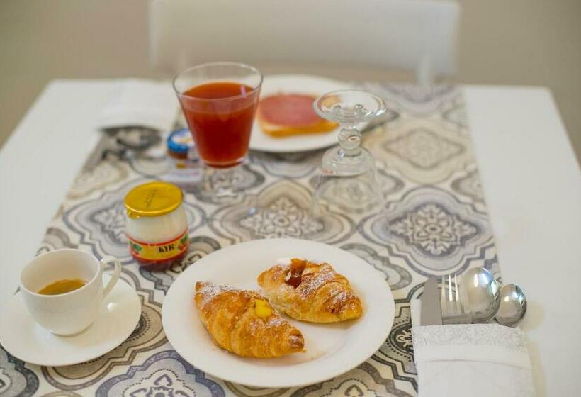 مبيت وإفطار Cefalù Design Suites