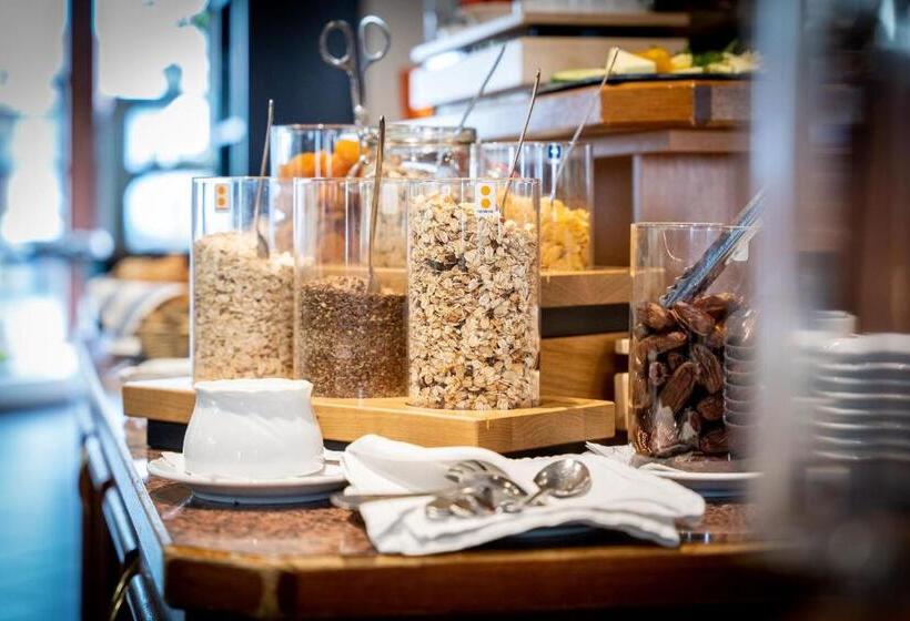 בית מלון כפרי Reussischer Hof