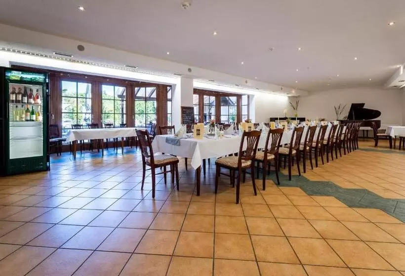 Hotelli Reussischer Hof