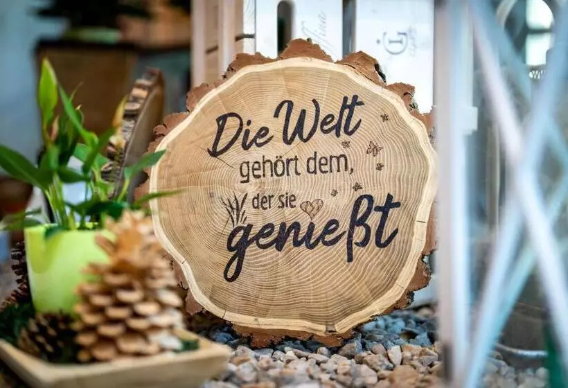 Hotelli Reussischer Hof