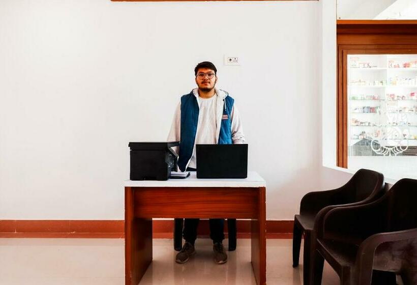 בית מלון כפרי O Subham Residency