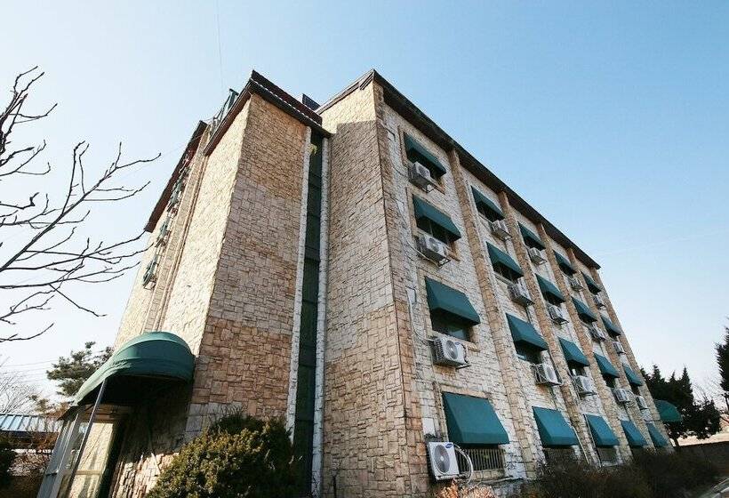 מוטל Yeoncheon Hantangang