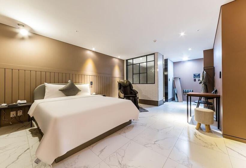 Namyangju Lake Drive In Motel