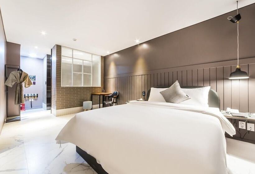 Namyangju Lake Drive In Motel