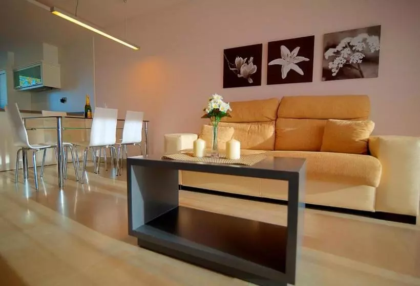 Apartamentos Bravosol Vyb