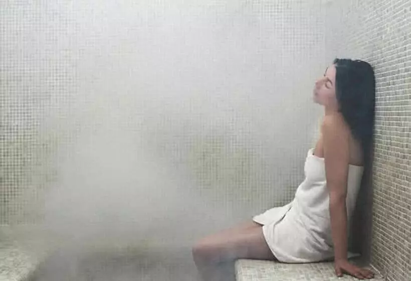 Edition Old City Hotel