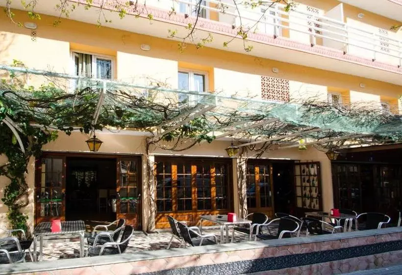 Hostal Lloret