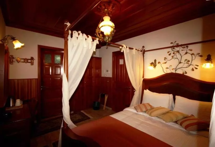 Hotel Archontiko Metsovou Luxury Boutique