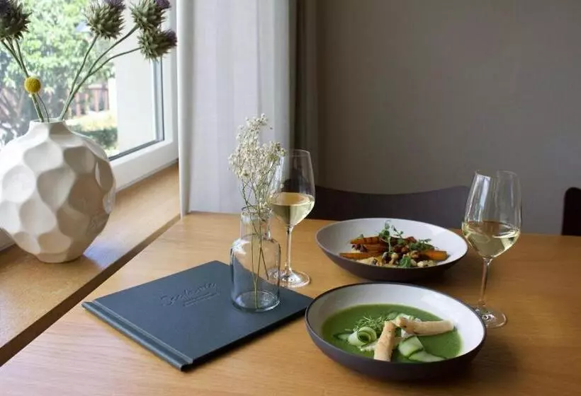 فندق Bad Murtensee