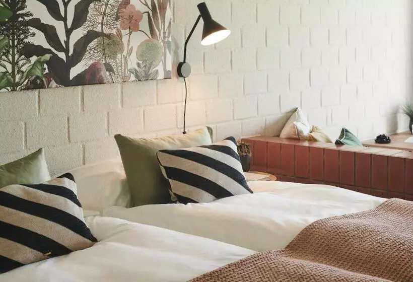 فندق Bad Murtensee