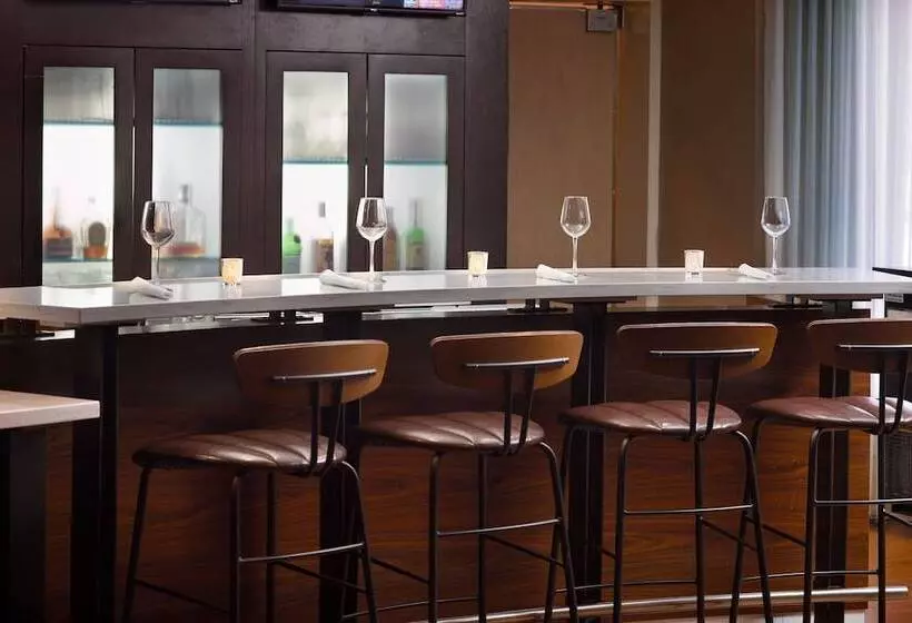 هتل Courtyard By Marriott Myrtle Beach Broadway