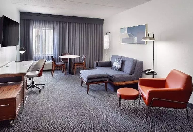 هتل Courtyard By Marriott Myrtle Beach Broadway