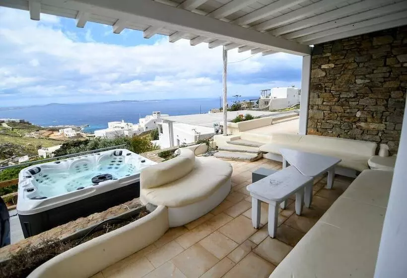 فندق Flaskos Suites And More