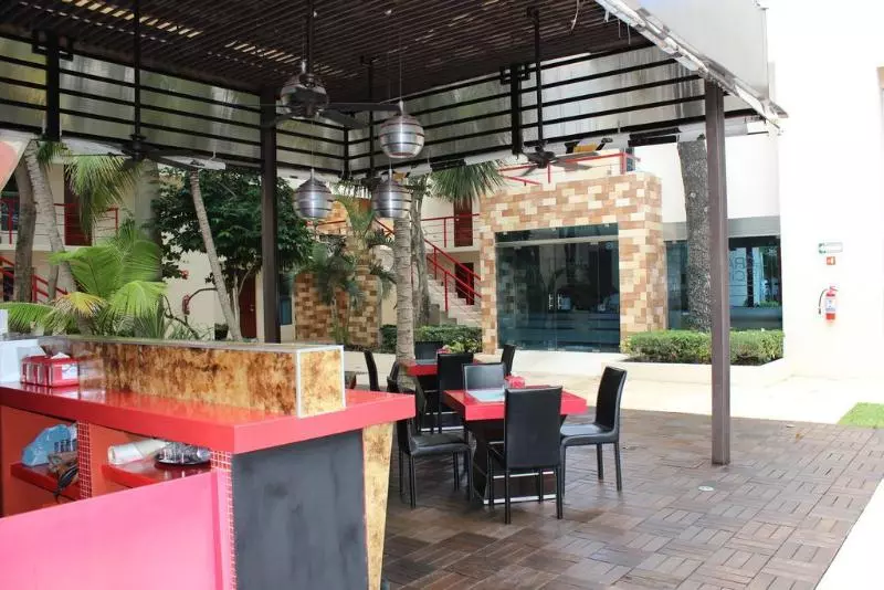 Grand City Hotel Cancun