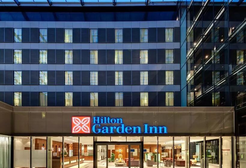 هتل Hilton Garden Inn Frankfurt Airport