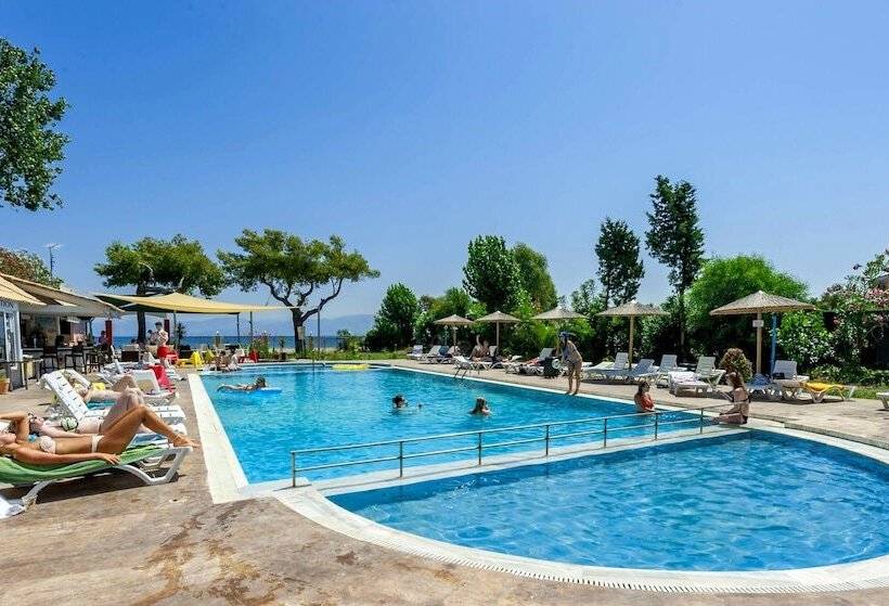 فندق Koulouris Beach