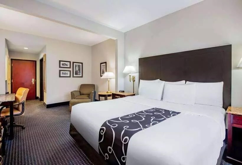 ホテル La Quinta By Wyndham Mt. Laurel Philadelphia