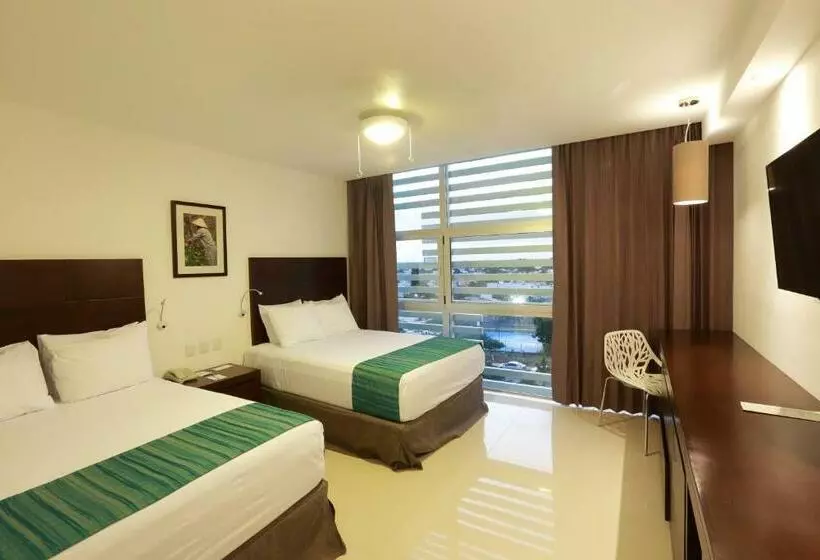 Mesón De La Luna Hotel & Spa