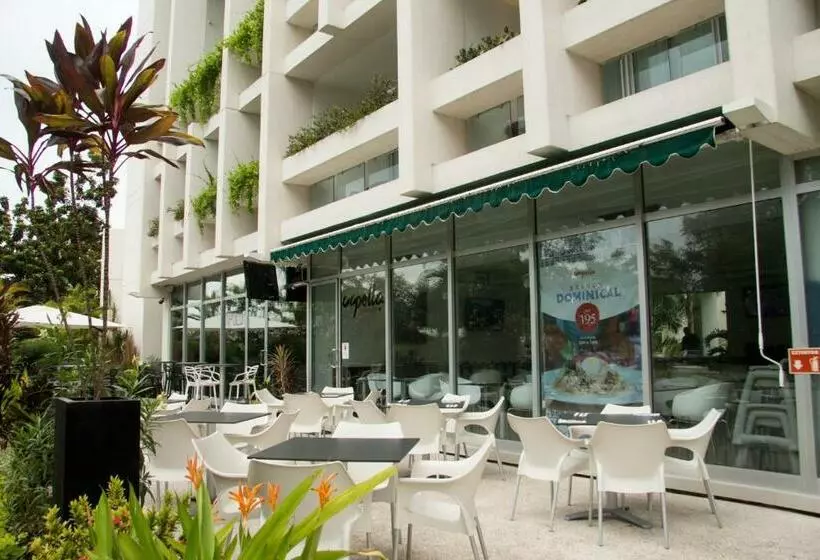 Mesón De La Luna Hotel & Spa