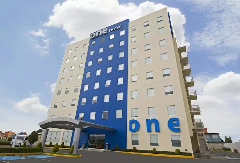 Hotel One Toluca Aeropuerto