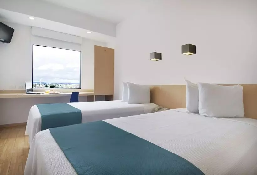 Hotel One Toluca Aeropuerto
