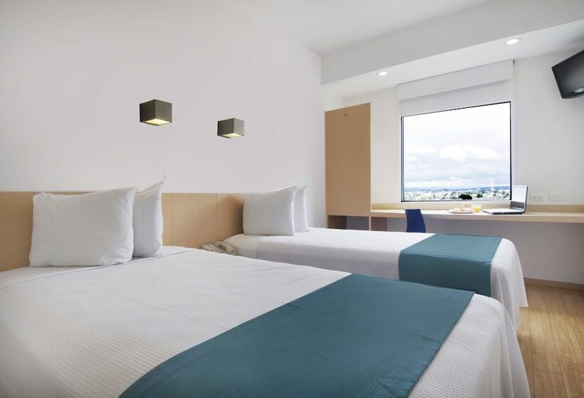 Szálloda One Toluca Aeropuerto