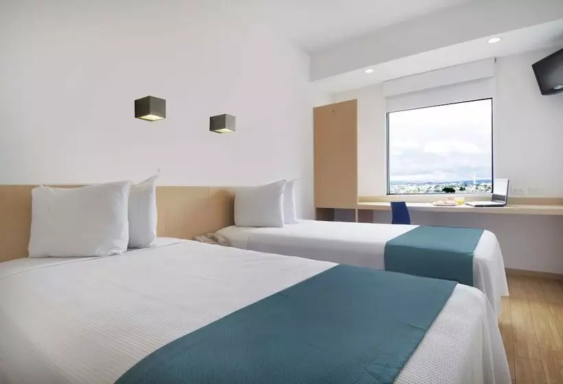 Hotel One Toluca Aeropuerto