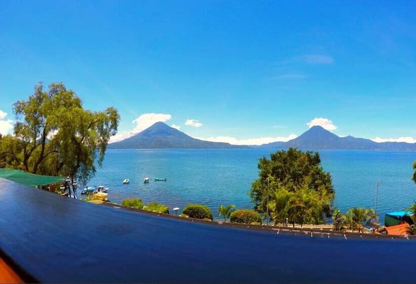 هتل Posada De Don Rodrigo Panajachel