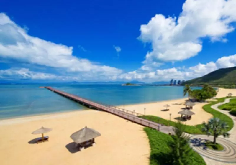 בית מלון כפרי Luhuitou State Guesthouse & Resort