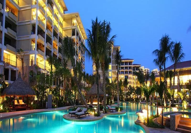 בית מלון כפרי Luhuitou State Guesthouse & Resort