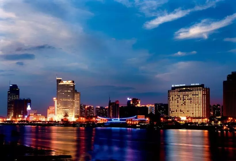 Hotel Swiss Grand Xiamen Harbour View