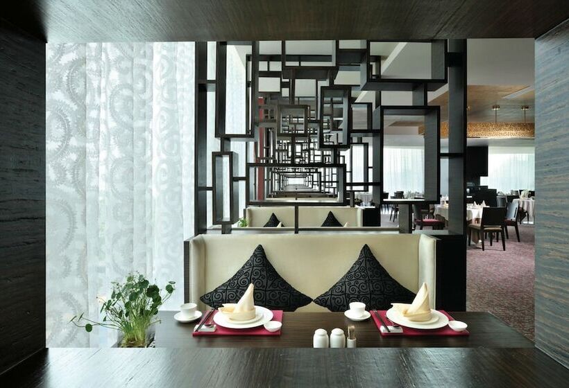 Otel Swiss Grand Xiamen Harbour View