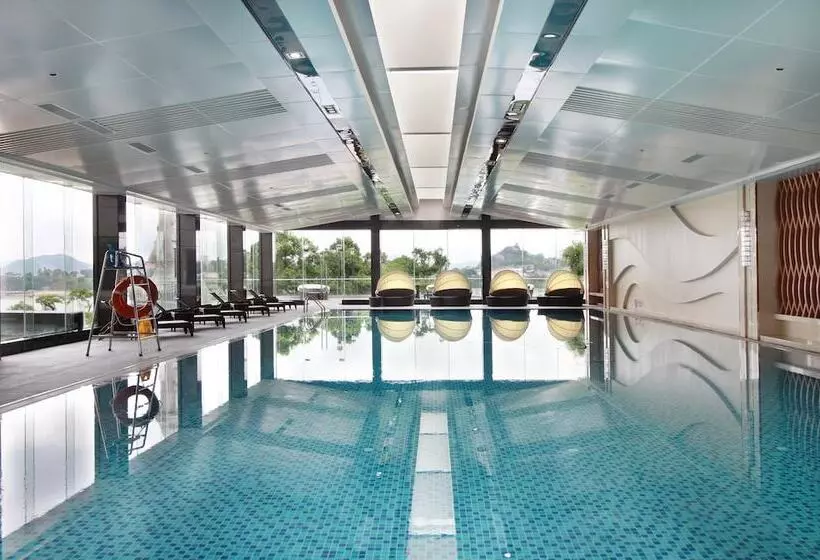 Hotel Swiss Grand Xiamen Harbour View