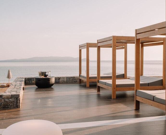 ホテル Unique Blue! Resort And Villas Adults Only