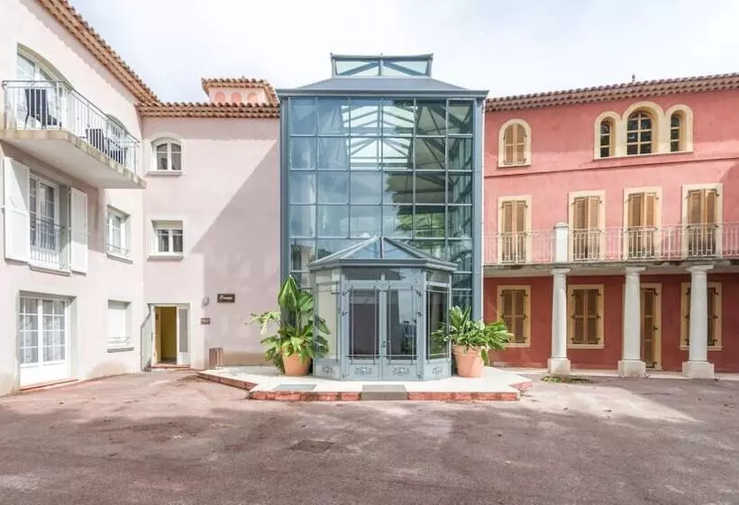 אתר נופש Vacanceole – Le Domaine De Camiole