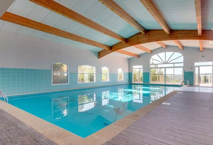 אתר נופש Vacanceole – Le Domaine De Camiole