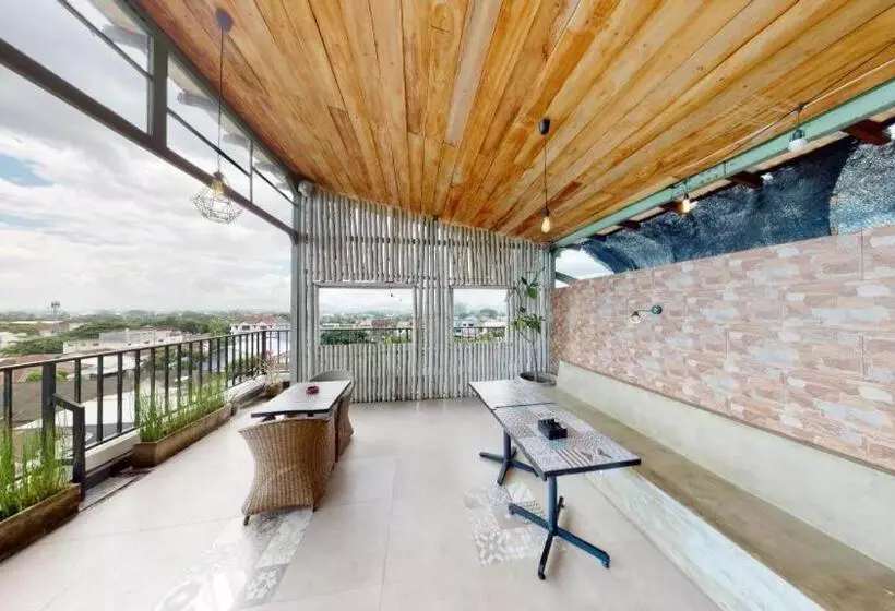 Hart Hotel Premium Rapatmaja