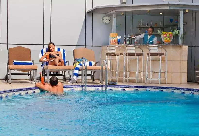 Al Manzel Hotel Apartments