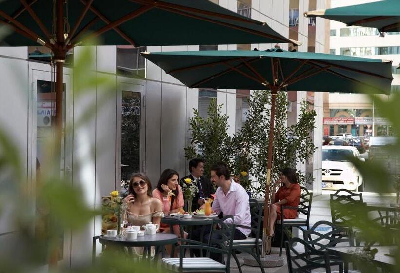 Al Manzel Hotel Apartments