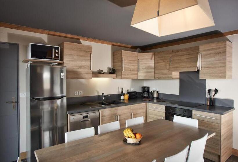 Cgh Résidences & Spas Les Chalets Du Soleil Contemporain