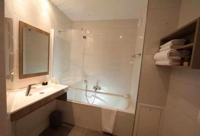 Cgh Résidences & Spas Les Chalets Du Soleil Contemporain