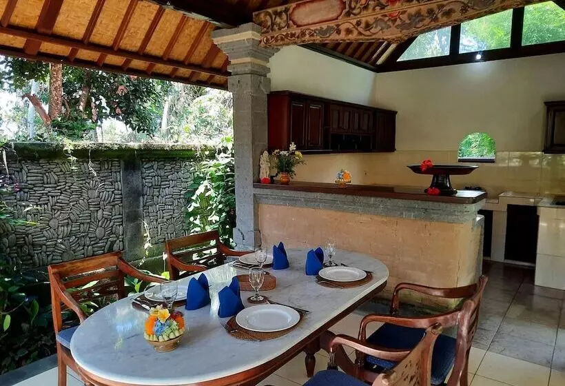 Hotel Alam Shanti Ubud