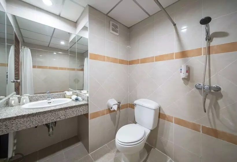 Отель Bella Villa Pattaya 3rd Road