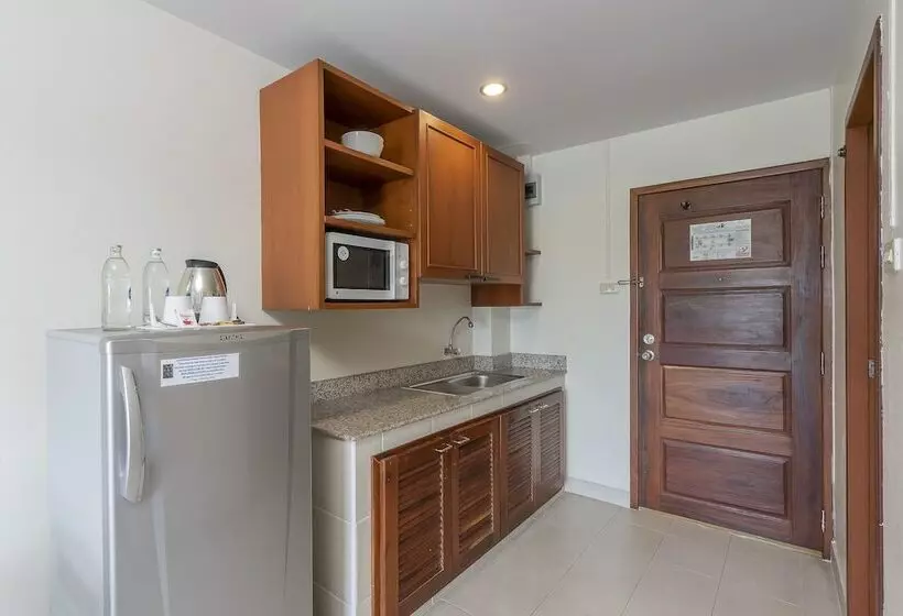 Отель Bella Villa Pattaya 3rd Road