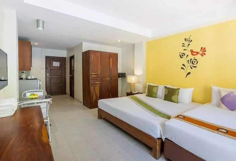 Отель Bella Villa Pattaya 3rd Road