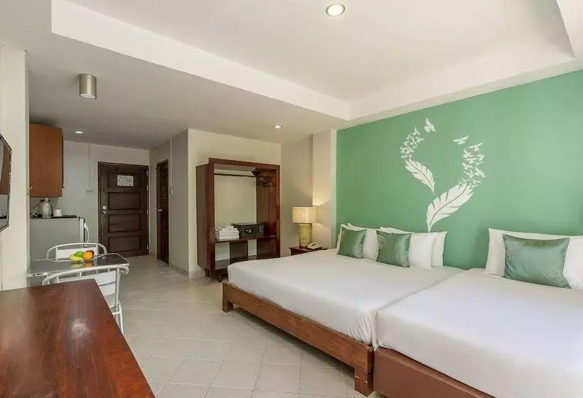 Отель Bella Villa Pattaya 3rd Road