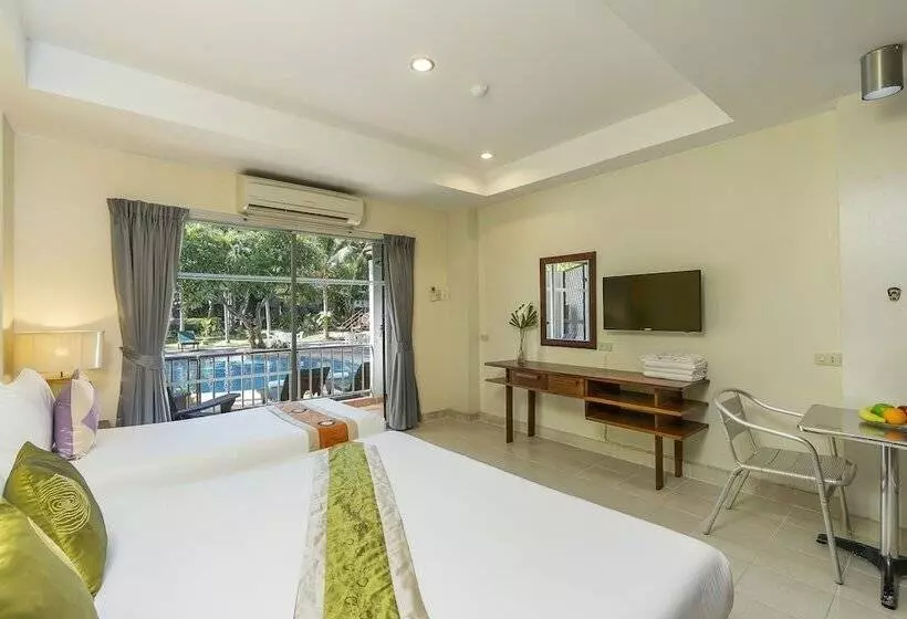 Отель Bella Villa Pattaya 3rd Road