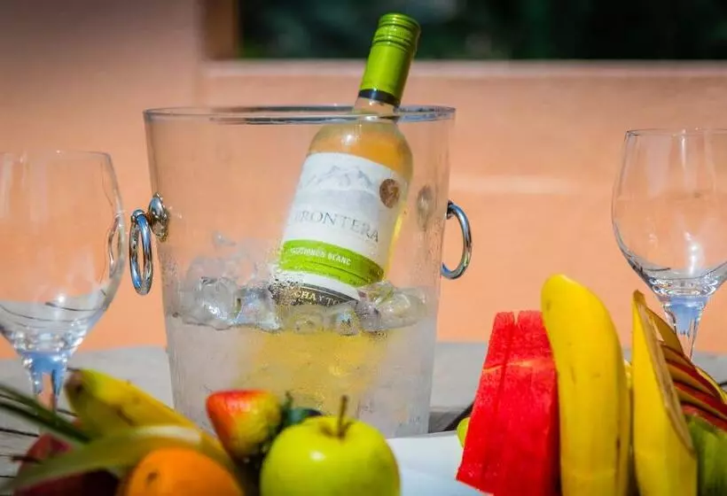 هتل Bm Beach Resort