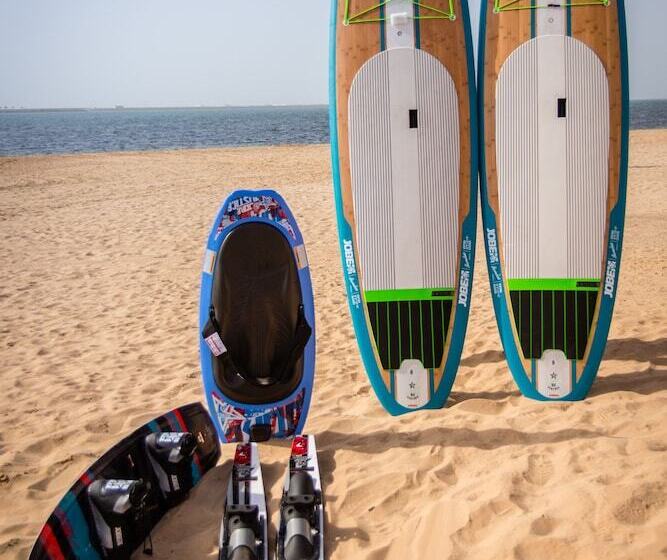 Hotel Bm Beach Resort