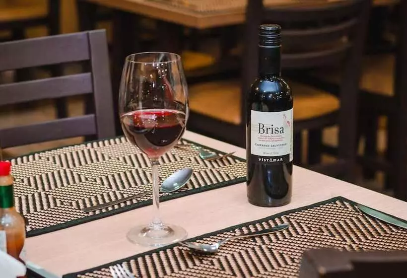 בית מלון כפרי Brisa Tropical De Macaé